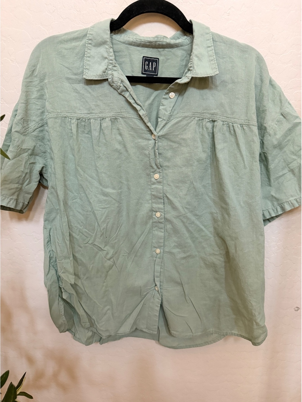 Gap button up cotton shirt